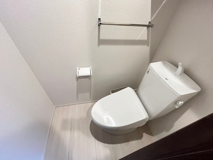 物件内観写真19　(トイレ)