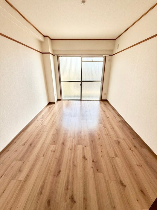 物件内観写真7　(居室)