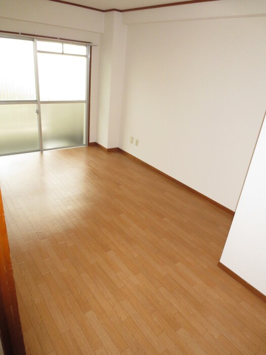 物件内観写真18　(居室)