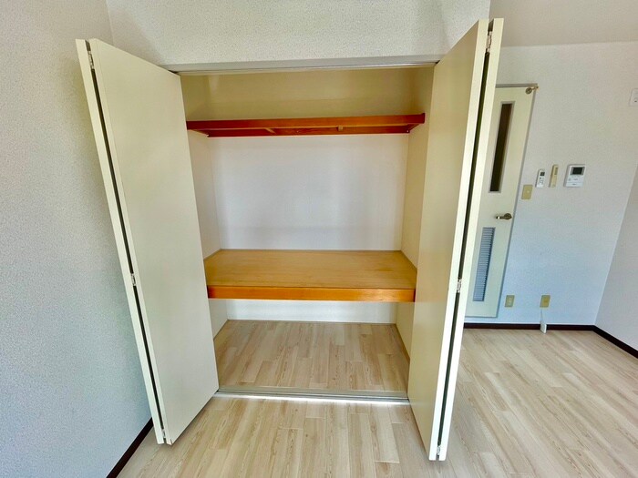 物件内観写真14　(収納)