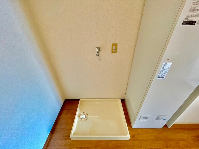 物件内観写真19　(洗濯機置場)