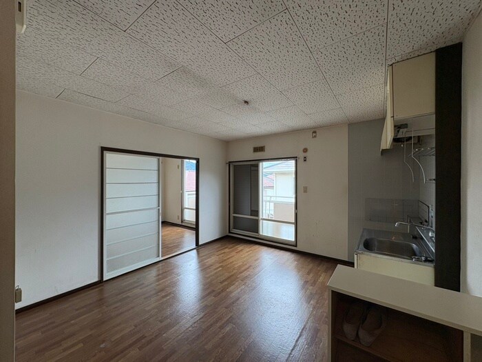 物件内観写真9　(居室)