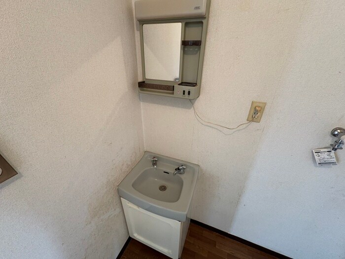 物件内観写真15　(洗面)
