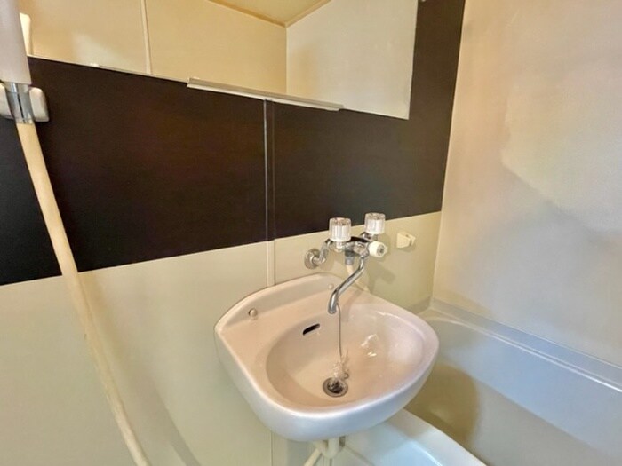 物件内観写真13　(洗面)