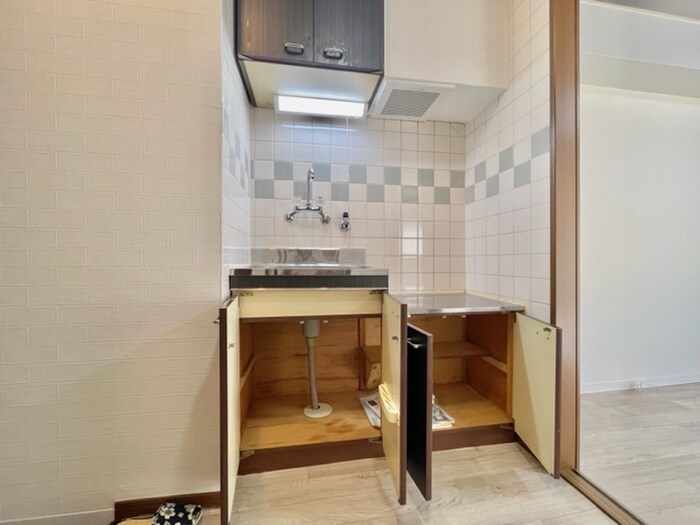 物件内観写真18　(収納)