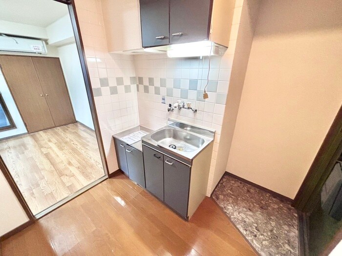 物件内観写真18　(居室)