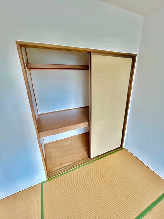 物件内観写真16　(収納)
