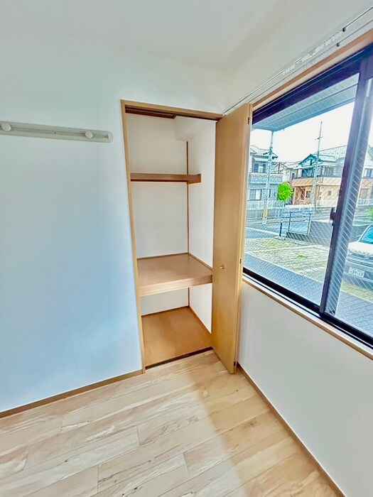 物件内観写真17　(収納)