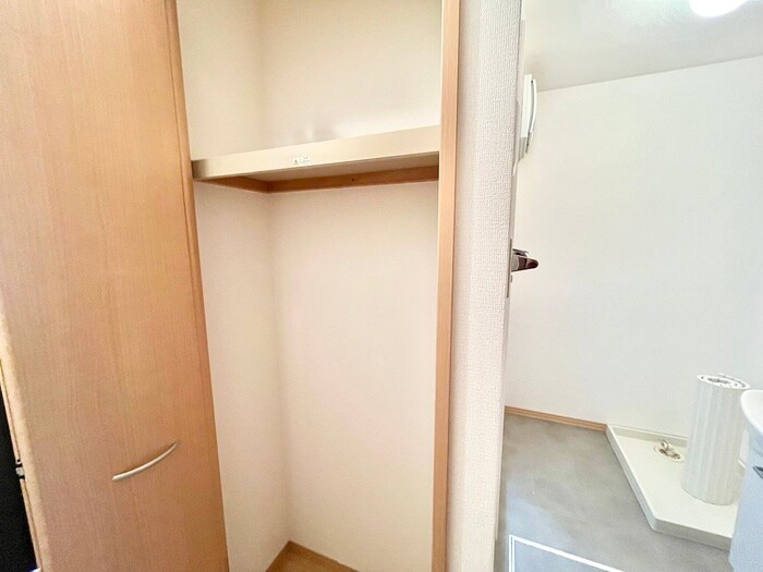 物件内観写真15　(収納)