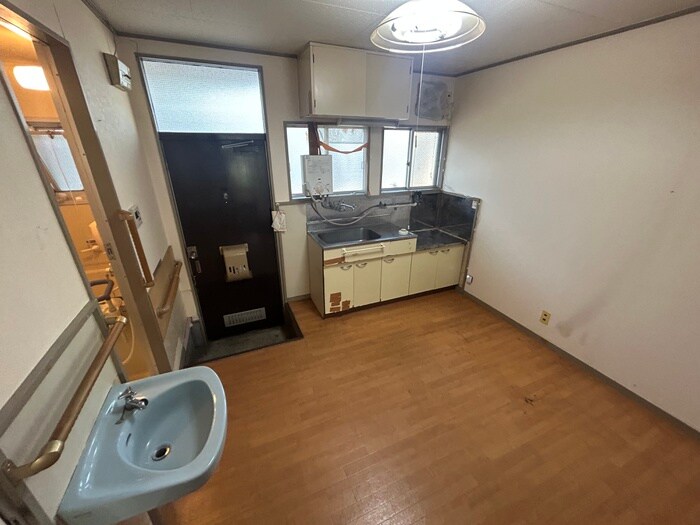 物件内観写真9　(居室)