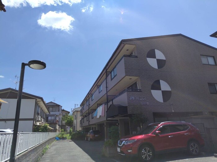 物件外観写真1　(外観写真)