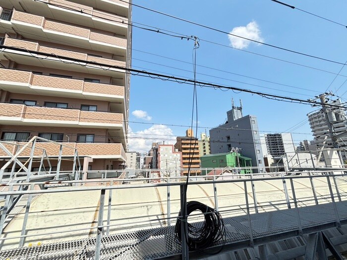 物件内観写真16　(室内からの展望)