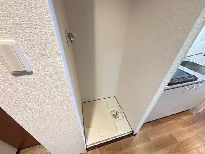 物件内観写真21　(洗濯機置場)