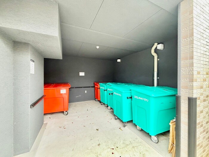 物件外観写真6　(建物設備)