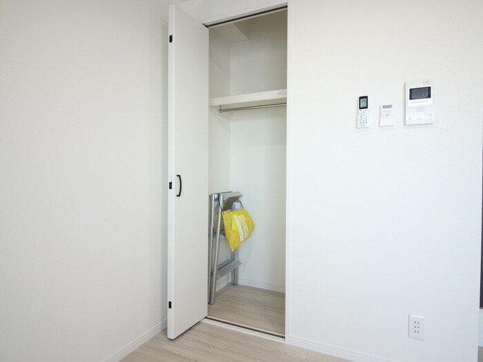 物件内観写真10　(収納)