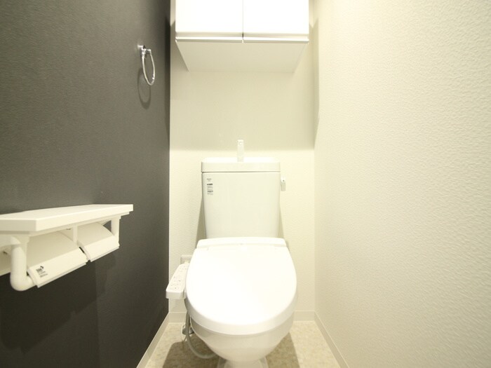 物件内観写真13　(トイレ)