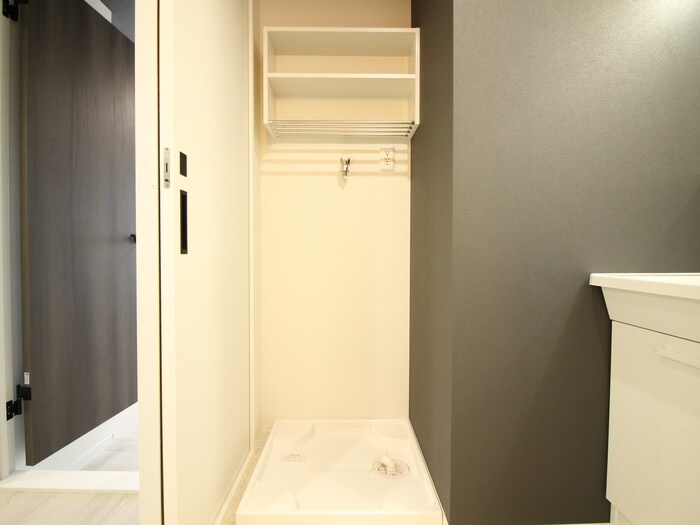 物件内観写真14　(洗濯機置場)