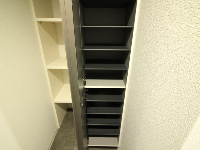 物件内観写真21　(靴箱)