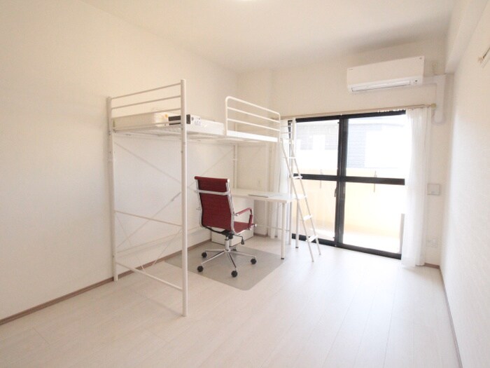 物件内観写真12　(居室)