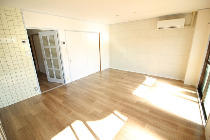 物件内観写真10　(居室)