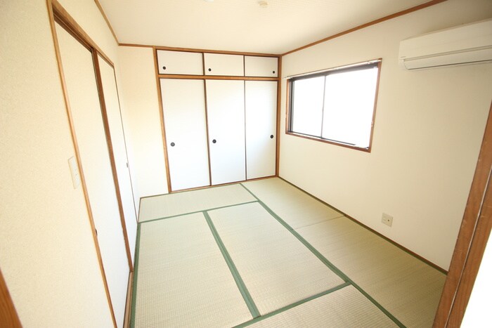 物件内観写真12　(居室)