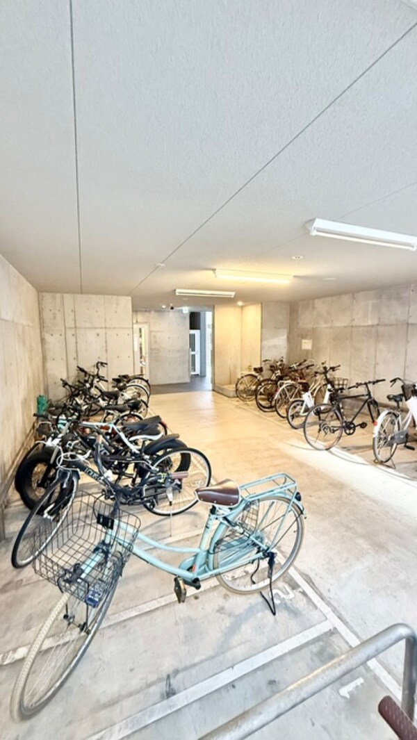 駐輪場
