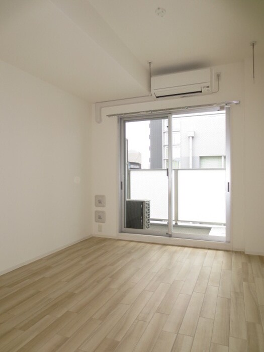 物件内観写真12　(居室)