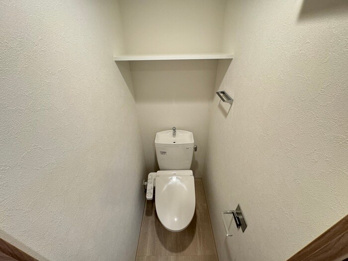 物件内観写真11　(トイレ)