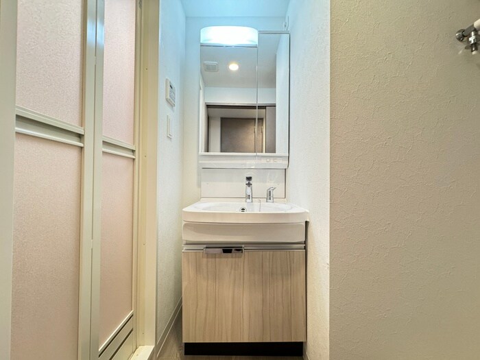 物件内観写真12　(洗面)