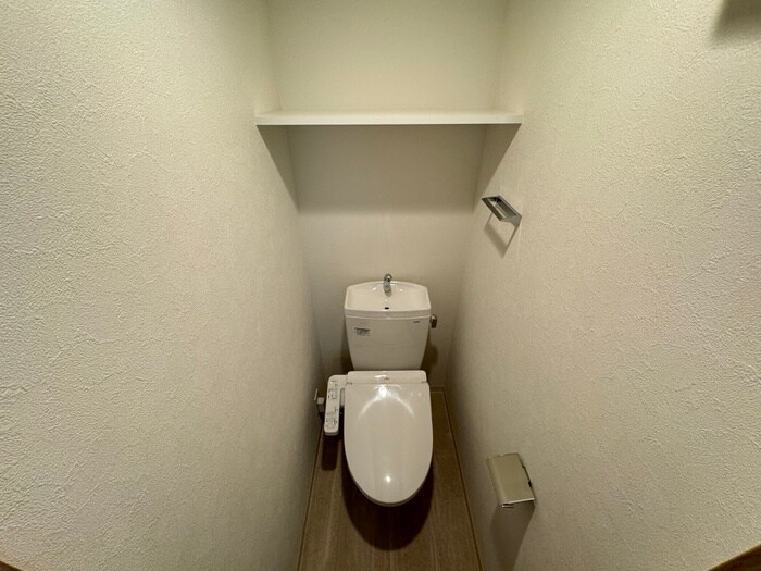 物件内観写真12　(トイレ)