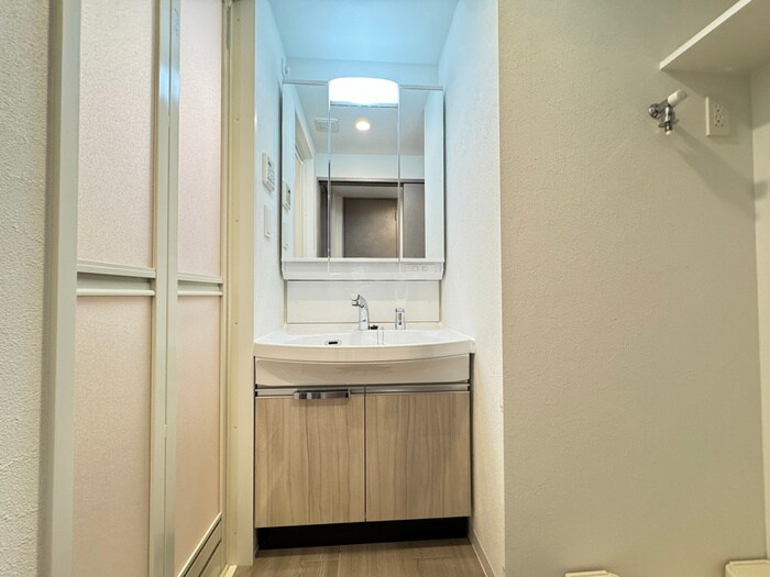 物件内観写真13　(洗面)