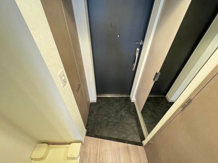 物件内観写真14　(玄関)