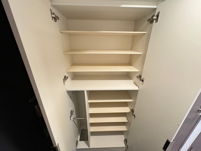 物件内観写真15　(靴箱)