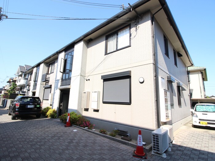 物件外観写真2　(外観写真)