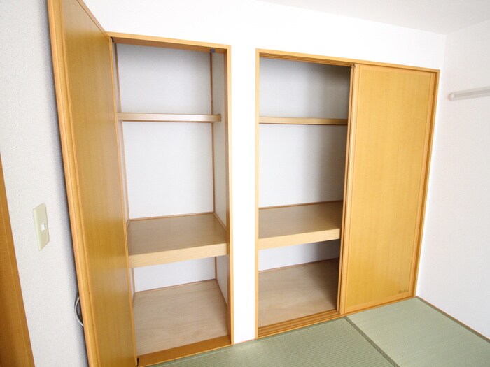 物件内観写真21　(収納)