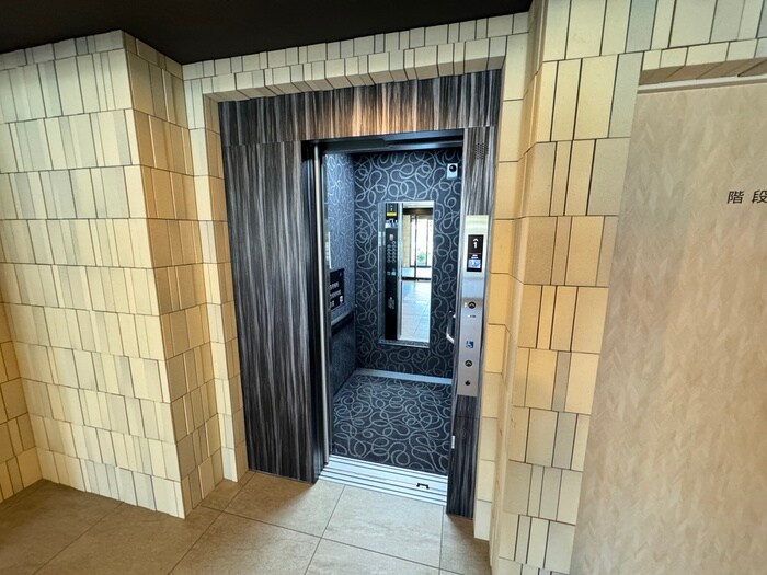 物件外観写真3　(建物設備)