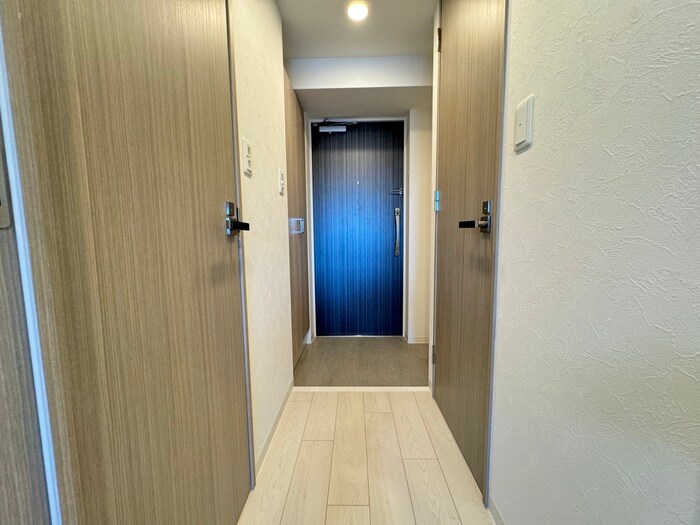 物件内観写真12　(廊下)