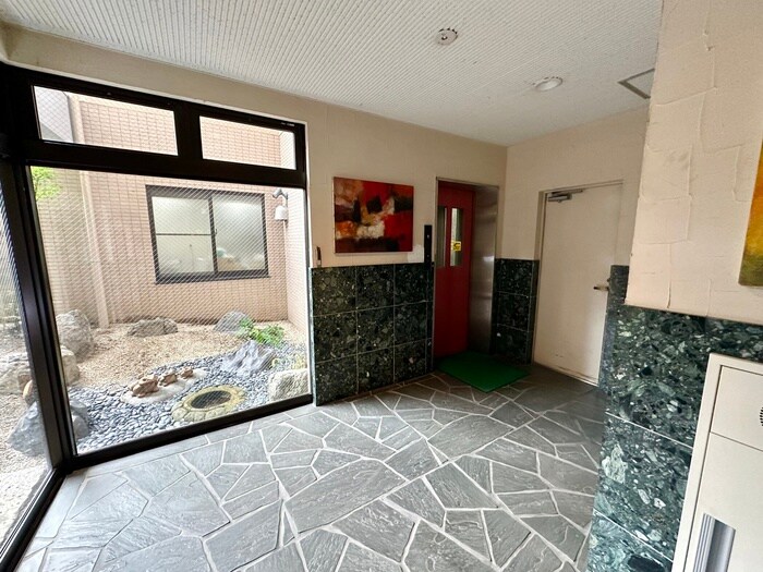 エントランス部分