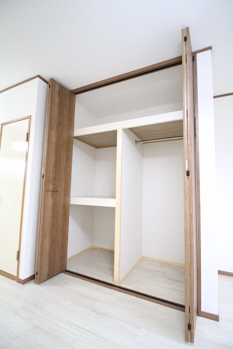 物件内観写真11　(収納)