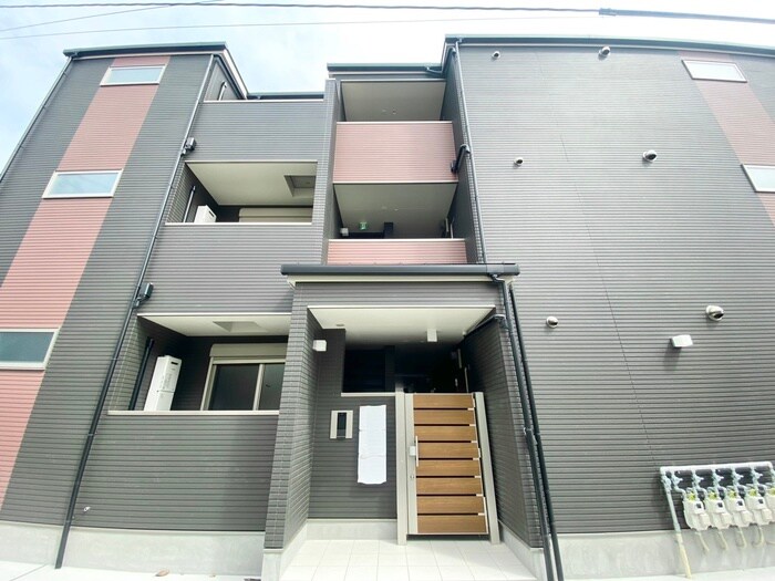 物件外観写真2　(外観写真)