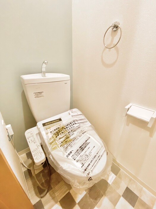 物件内観写真12　(トイレ)