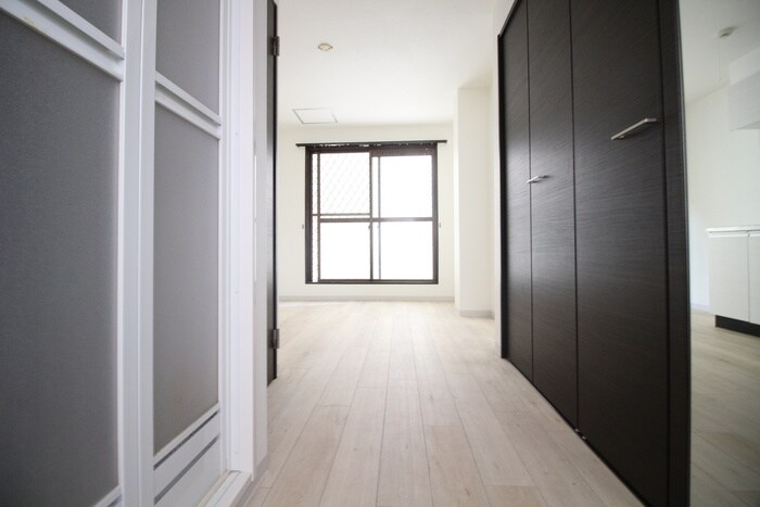 物件内観写真17　(廊下)
