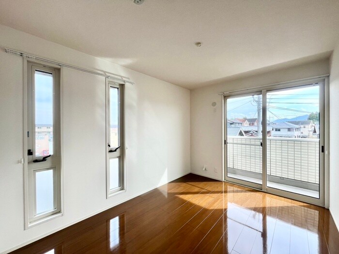 物件内観写真10　(居室)