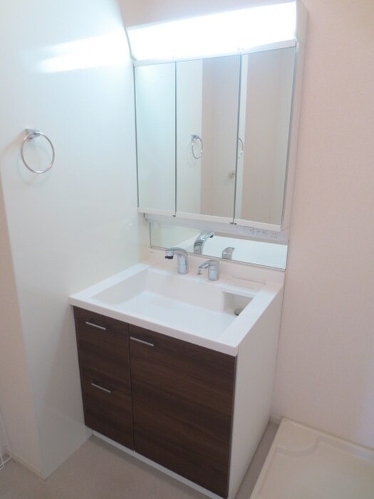 物件内観写真12　(洗面)