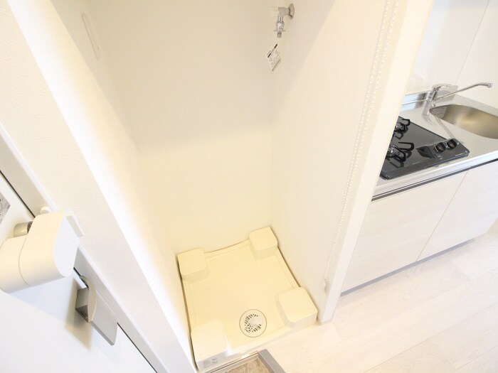 物件内観写真15　(洗濯機置場)