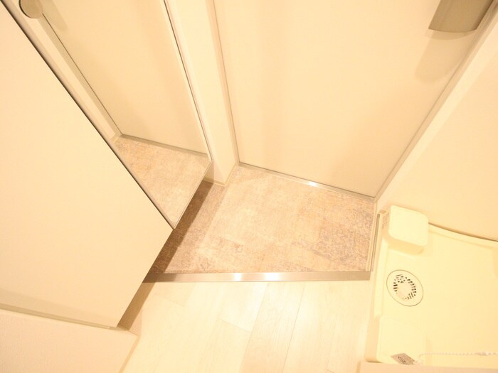 物件内観写真22　(玄関)