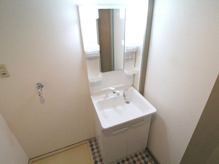 物件内観写真11　(洗面)