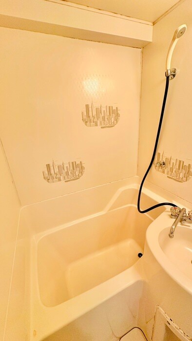 物件内観写真12　(バス／シャワールーム等)