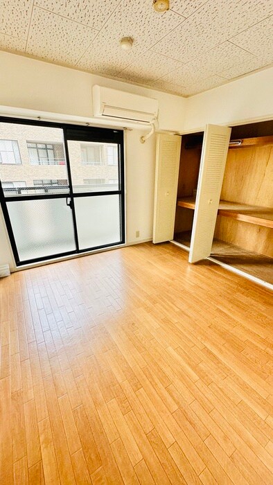 物件内観写真19　(居室)