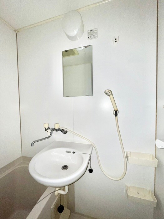 物件内観写真10　(洗面)